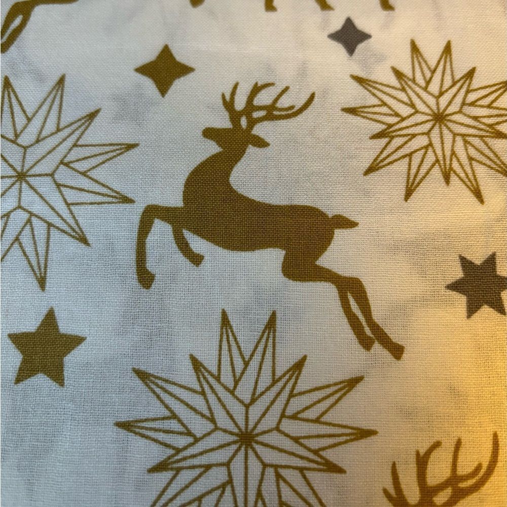 NEW Wonder Deer Fabric Create It 100% Cotton 1 Yard